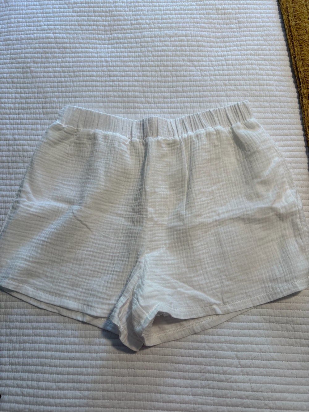 SHEIN White Elastic Waist Shorts